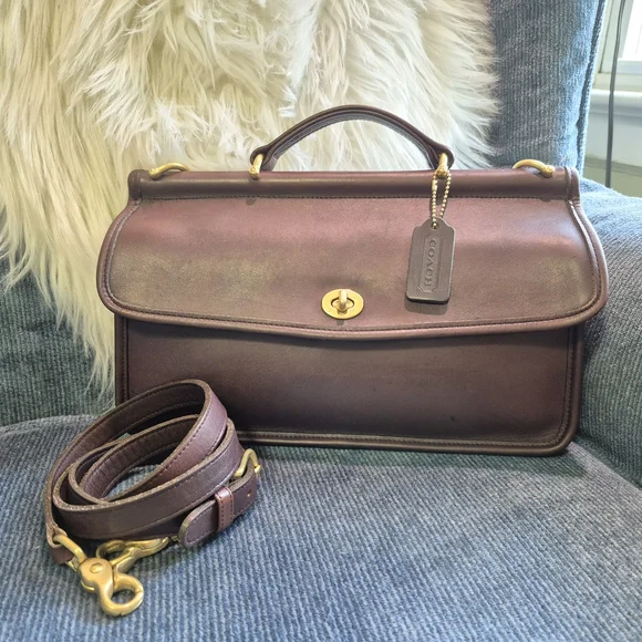 Coach Vintage City Willis Crossbody Hand Bag - Picture 1 of 12